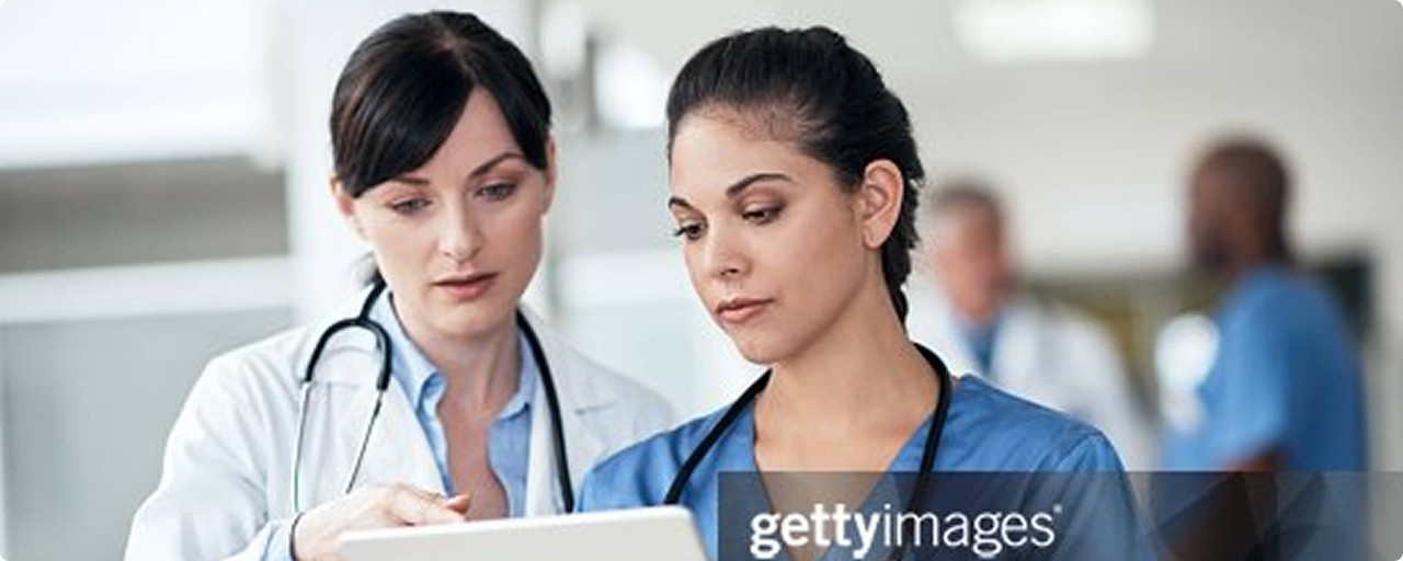 Two Azura Vasculare Care healthcare professionals